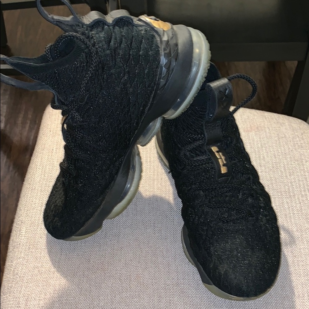 Lebrons - Picture 5 of 6